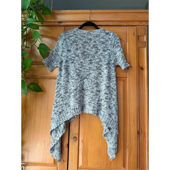 BCBG MaxAzria white/grey lagenlook oversized marled dolman sweater Size S/M - Picture 6 of 10